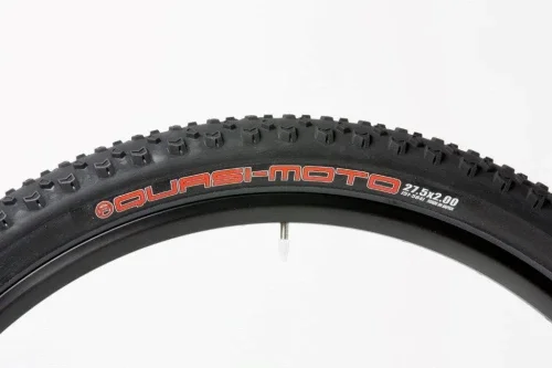 Nowy Opona QUASI-MOTO 27,5*2,00 compe czarna
