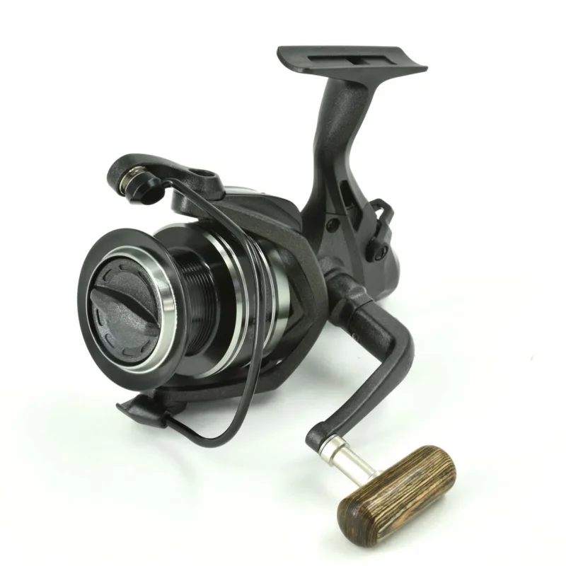 Kołowrotek feeder z wolnym biegiem Okuma Pulzar Baitfeeder PZB-4000 6 łożysk Do wyczerpania zapasów