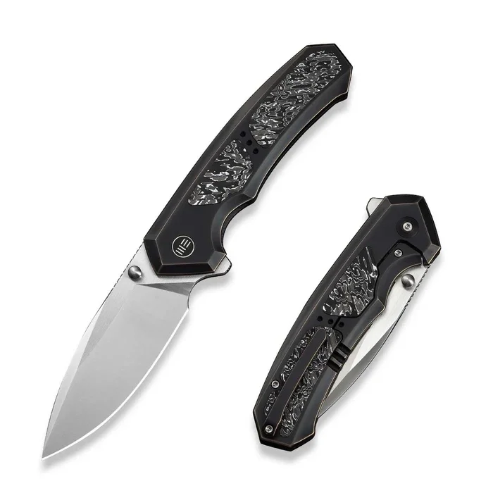 Cena promocyjna WeKnife Corwyn Bronze-Black Titanium/Aluminum Foil Carbon Fiber, Satin M390 (WE24088-3)
