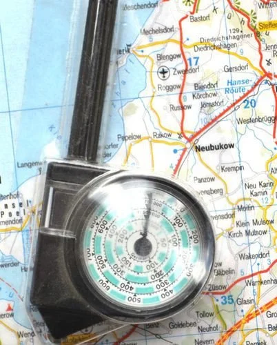 Czytnik Herbertz Map Zamykane Wieczko Polimer Black 40 mm - 707700 Hit sprzedaży